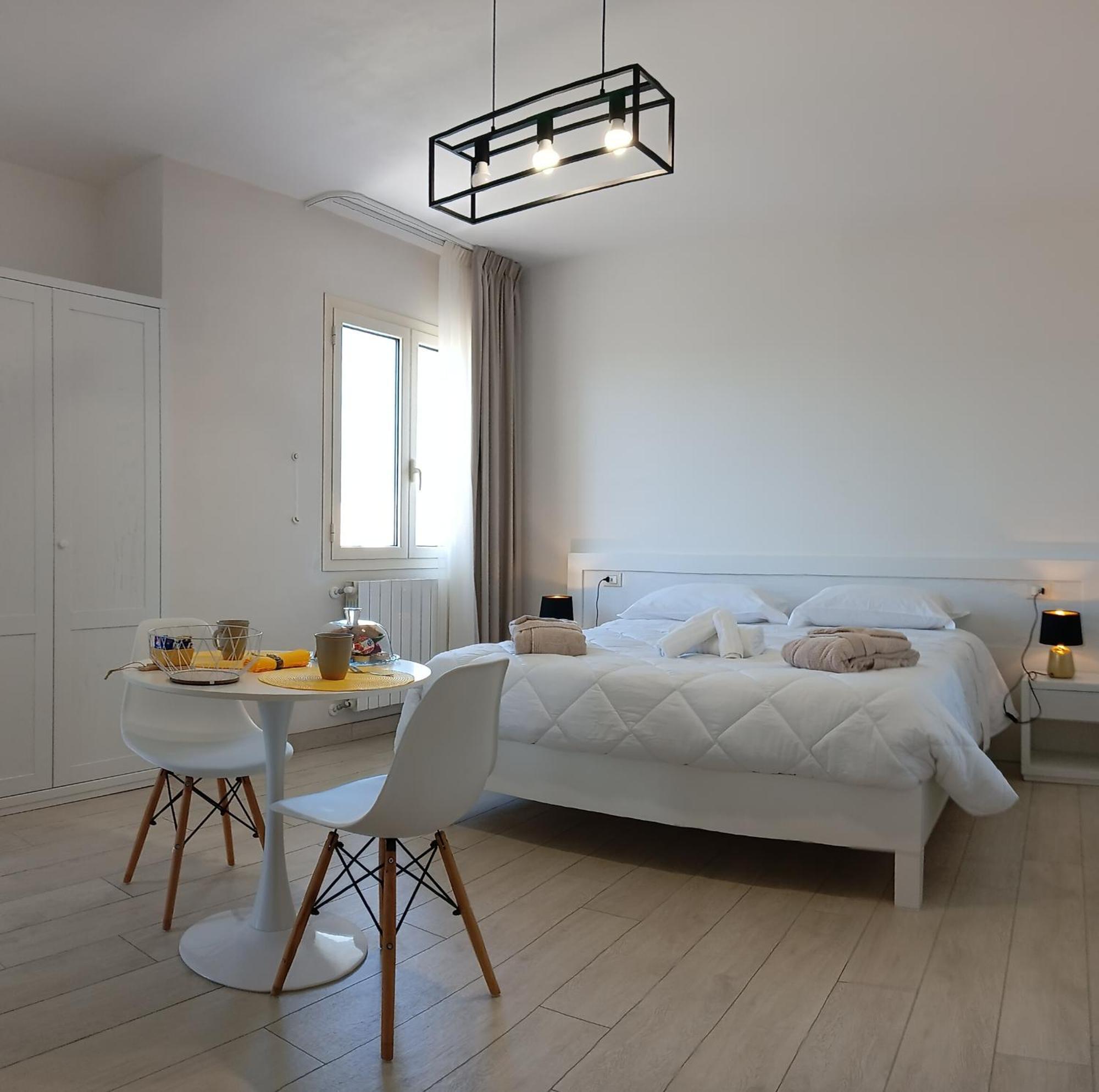 Mya Luxury Rooms And Wellness Мелендуньо Екстер'єр фото